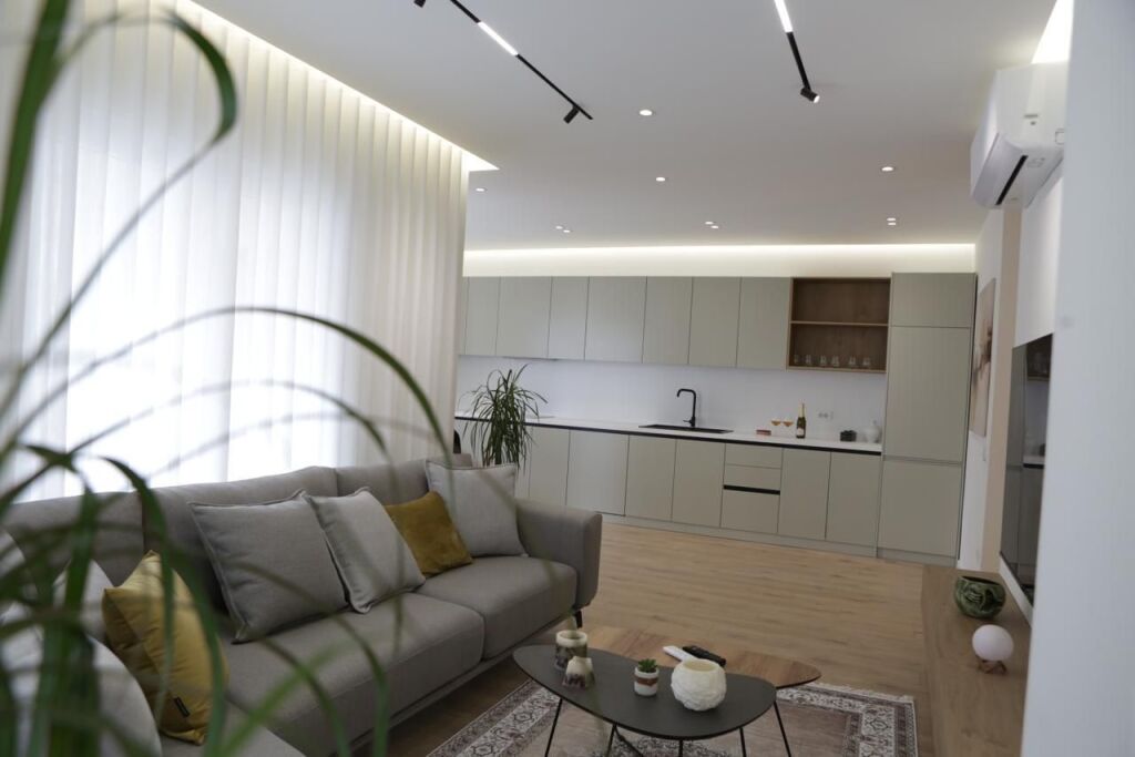 Super apartament 2+1 tek zogu i zi