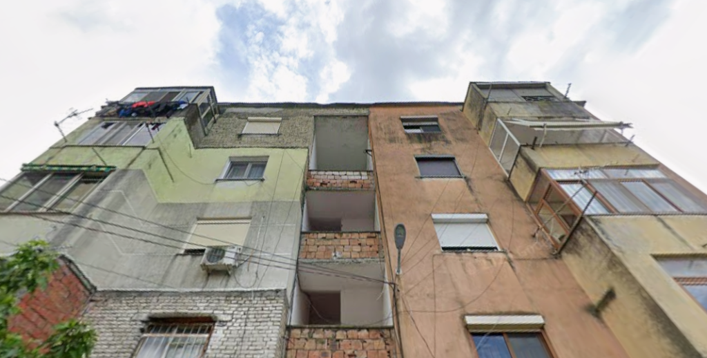 FOR RENT 2+1 APARTMENT NEAR "MIQËSIA" SCHOOL