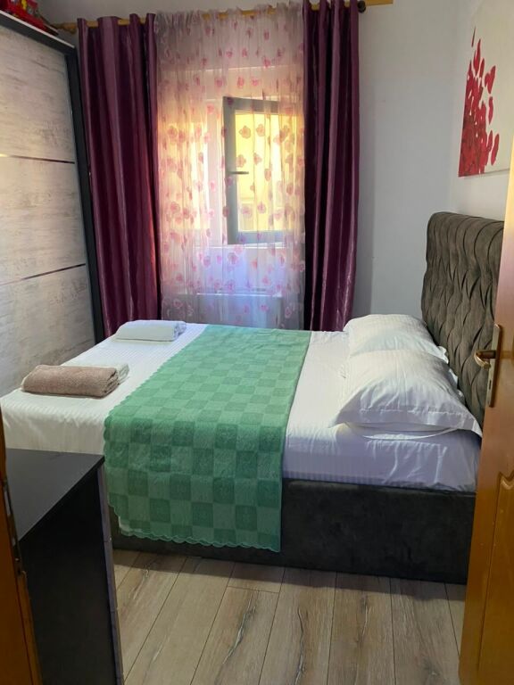 Jepet  Apartament  2+1+2 me qera Selite