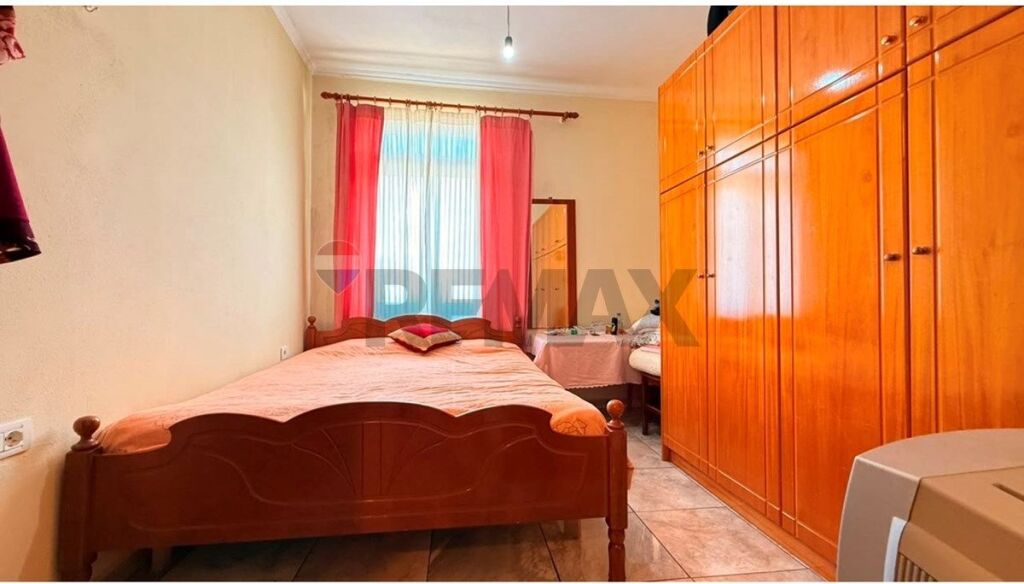 Shitet Apartament 2+1 në Tufinë!