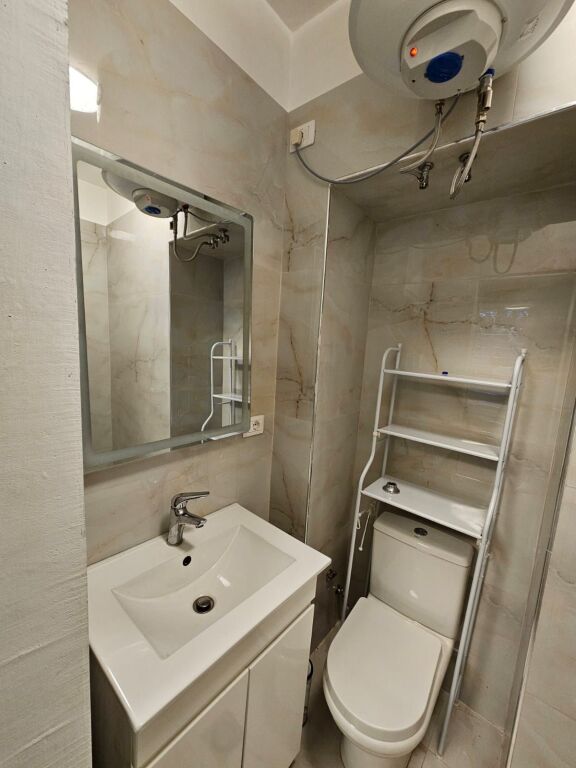 BUSINESS PREMISES FOR RENT