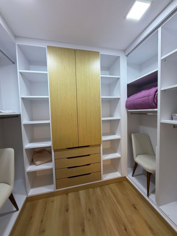 Jepet me qira apartament tek 21 Dhjetori