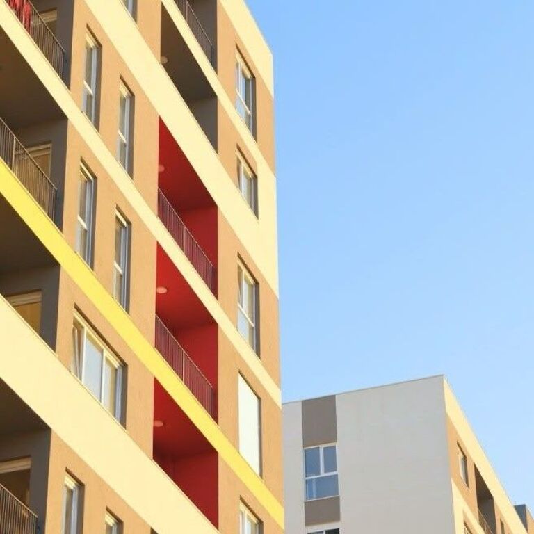 🔥 OKAZION | 850 €/m² | UNIVERS CITY 🔥  🏡 SHITET APARTAMENT 3+1 + 2 TUALETE + VERANDË
