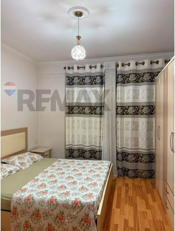 Apartament per qera 1+1 te Rruga 5 Maji