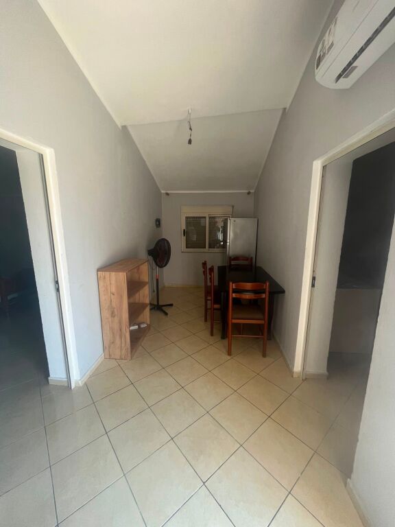 Jepet me qera apartment te qytet students 2+1 mobiluar 50000 lek