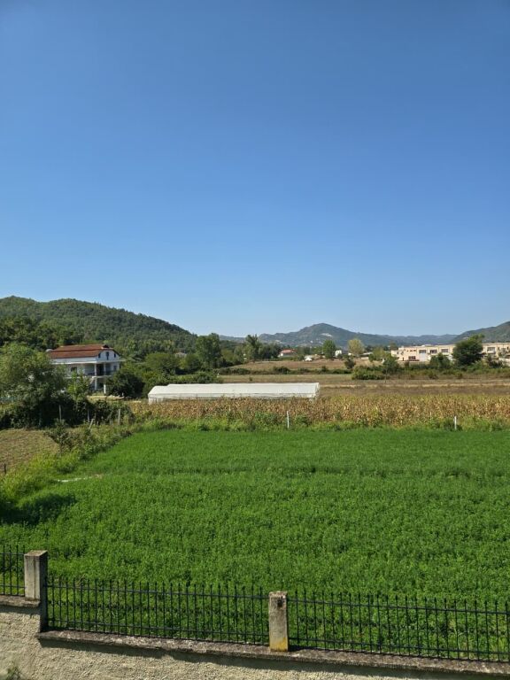 VILLA  200 thousand euros