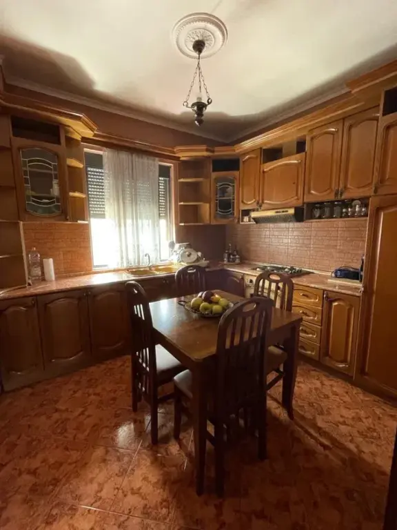 Qera | Apartament 2 + 1 | Rruga Dritan Hoxha | 570 €/muaj