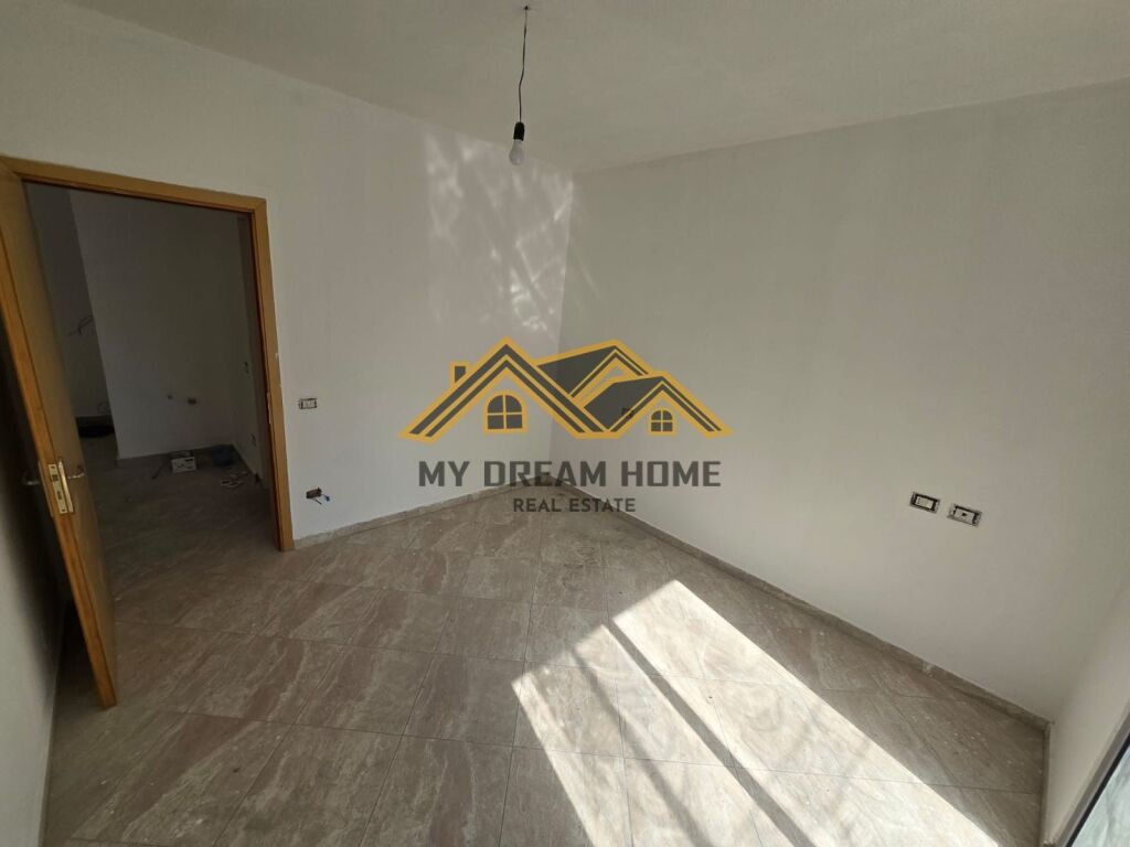 SHITET APARTAMENT 1+1 TEK STACIONI TRENIT