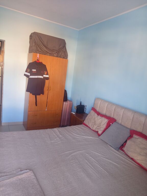 Studio apartment 28000 leke. Economic faculty