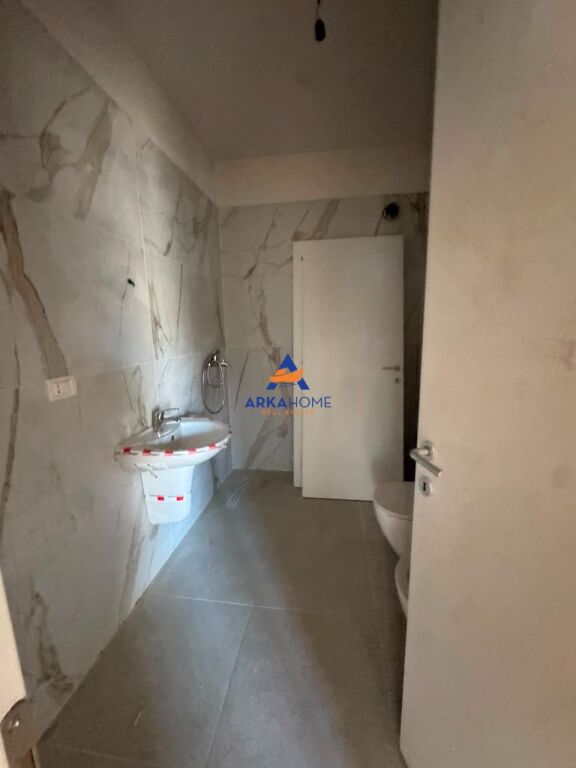 SHITET APARTAMENT 2+1+2 BALLKONE "YZBERISHT" 149.500 EURO