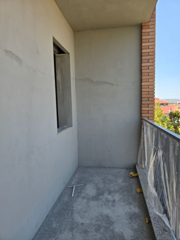 SHES APARTAMENT 2+1 NË KAMEZ!