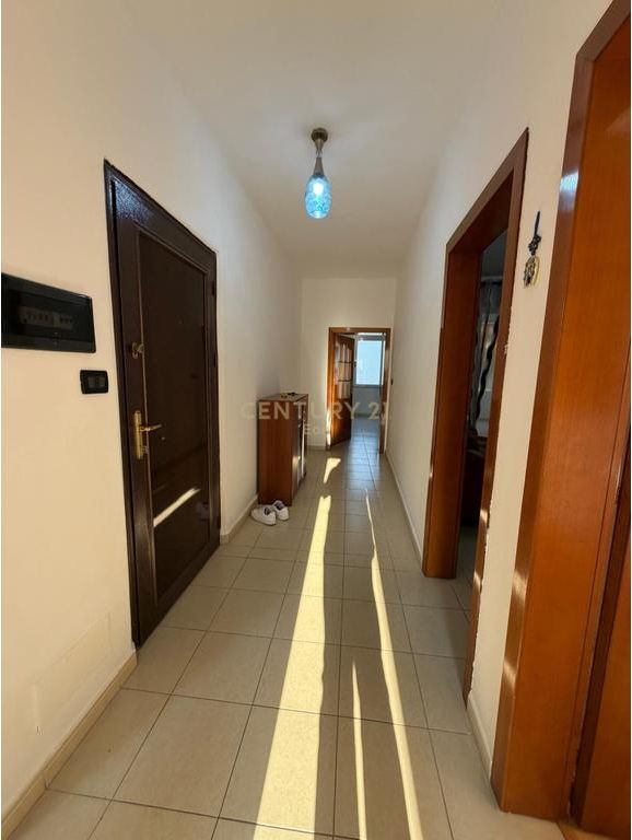 Appartamento 2+1 in Vendita nel Quartiere n.5, Durazzo! 130.000 €