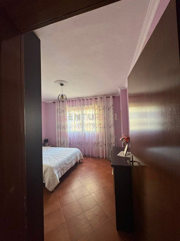 JEPET ME QIRA APARTAMENT 2+1+2 NE VOLLGA ,DURRES !