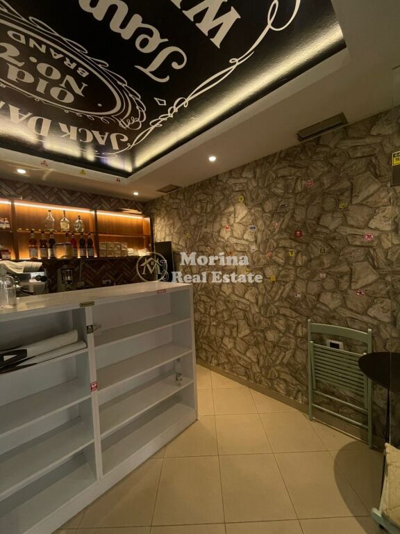 Qera | Ambjent Biznesi | Rruga Bardhyl | 500 €/muaj