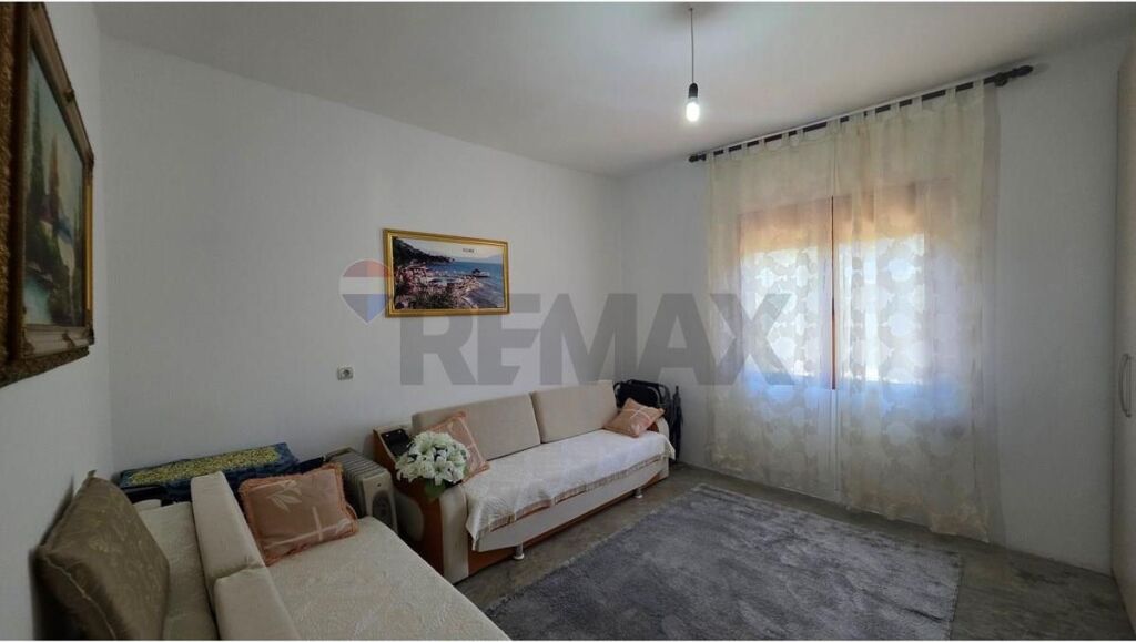 🔥 OKAZION NË VLORË – SHTËPI PRIVATE ME TRUALL 1,000 m² 🏡
