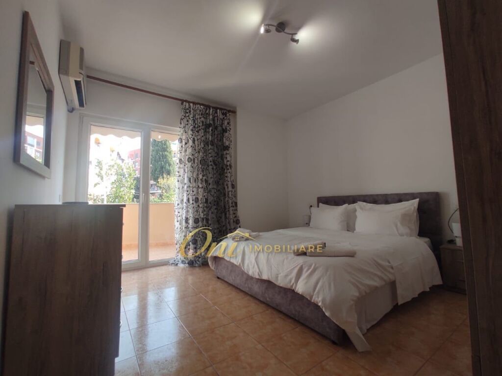 FRESK, APARTAMENT ME QERA 3+1+2