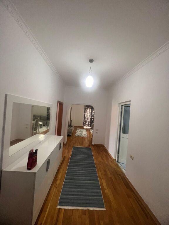 Apartament 2+1 me qera ne Don Bosko tek Spar