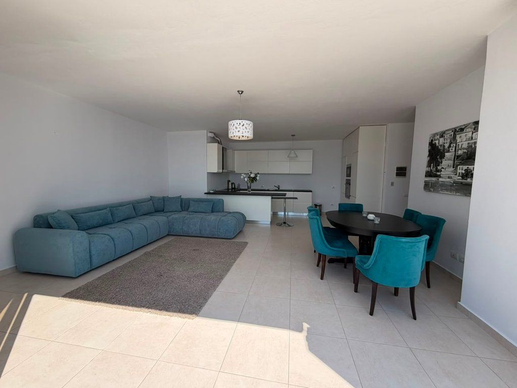 SARANDE, PENTHOUSE FOR SALE WITH SEA VIEW + PARKING PLACE