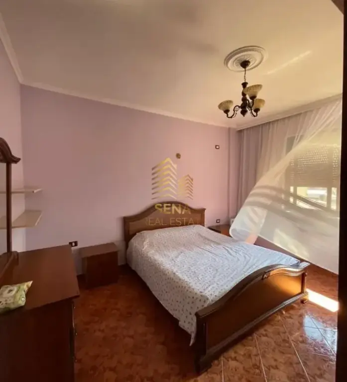 Qira, Apartament 2+1+Blk, Laprake, 55.000 Leke/muaj