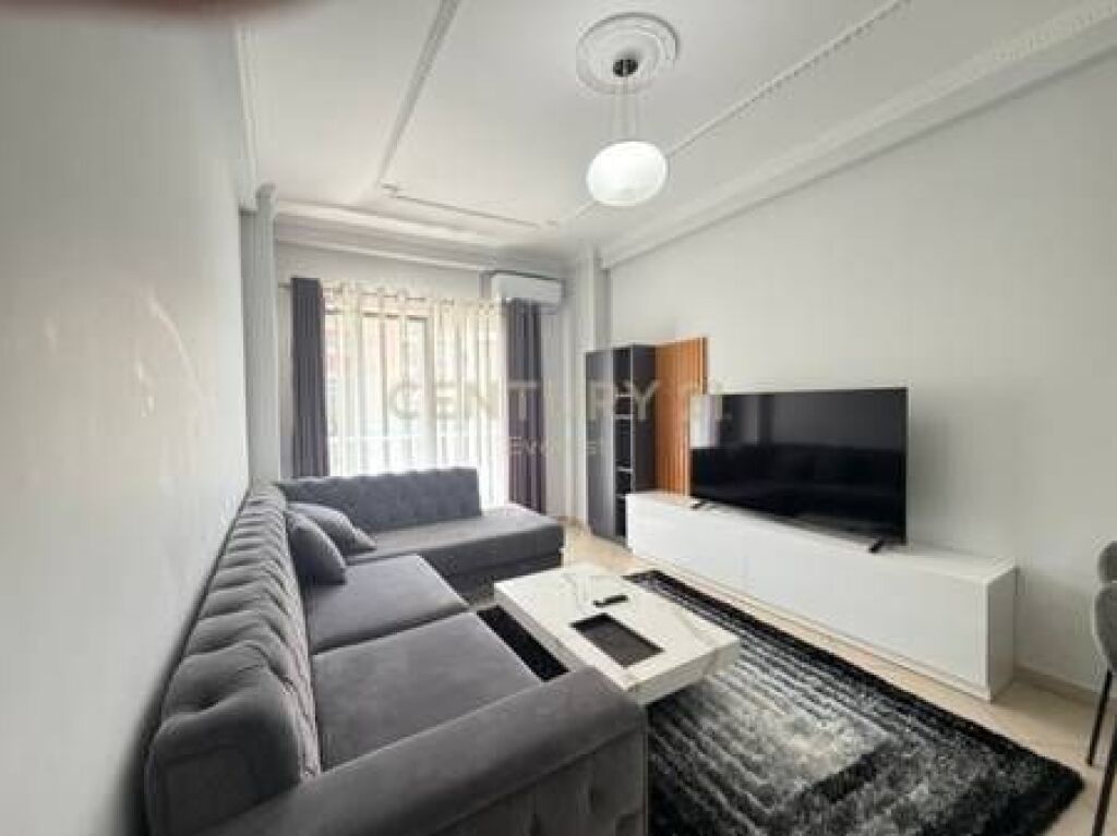 KOMUNA E PARISIT, JAPIM APARTAMENT 2+1+2 ME QERA!