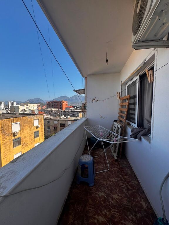 Jepet apartament 1+1 me qera tek Universiteti Europian