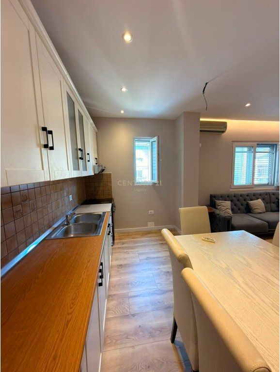 APARTAMENT 2+1 PËR SHITJE. PERBALL SQUARE 21