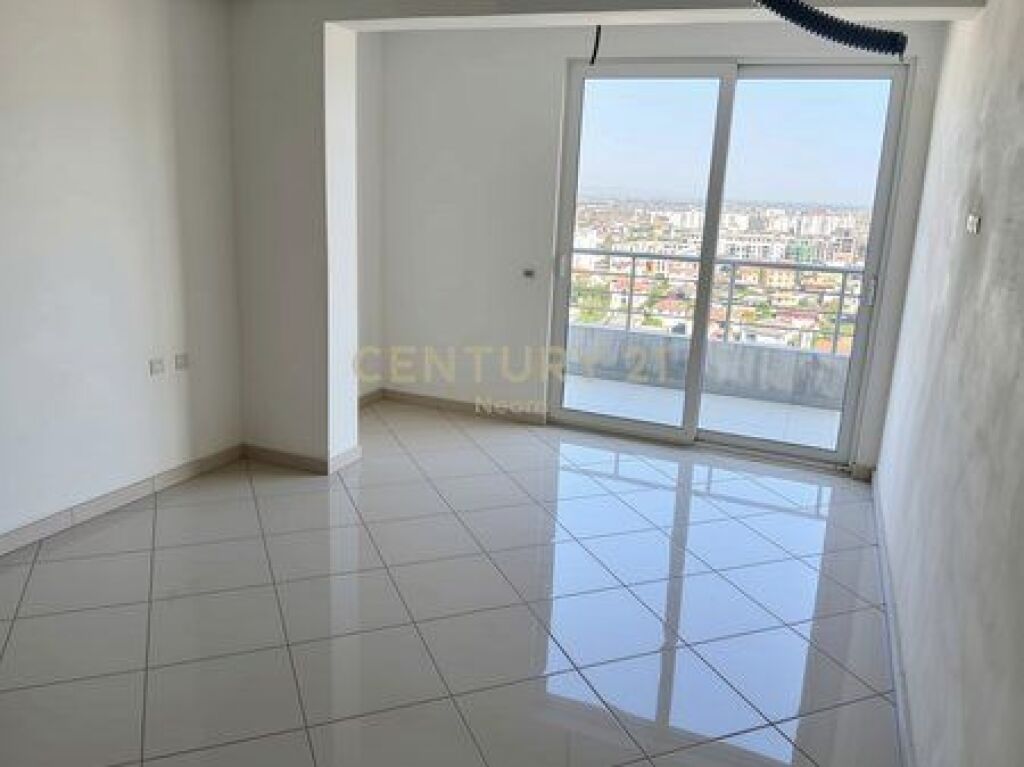 SHITET APARTAMENT 2+1|BALLKON 33M2 ME PAMJE FANTASTIKE
