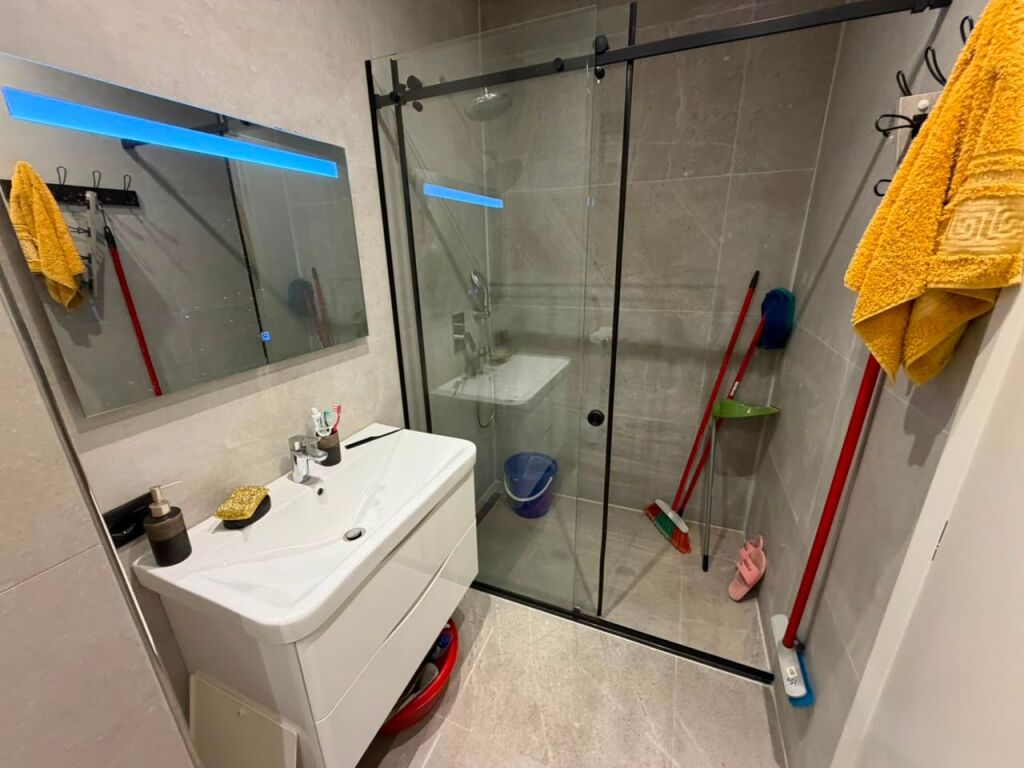 🏡 JEPET ME QIRA 2+1 – LIQENI I THATË