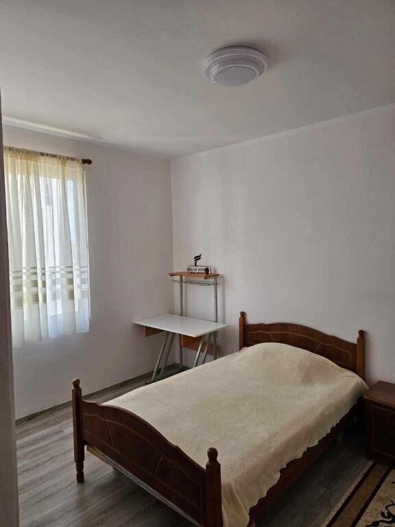 APARTAMENT ME QERA 2+1 RRUGA DRITAN HOXHA 55.000 LEKE FH-89276