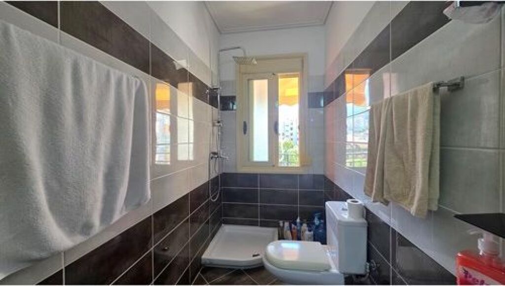 Apartament 1+1 me qera ne Lungo Mare,pas Hanover