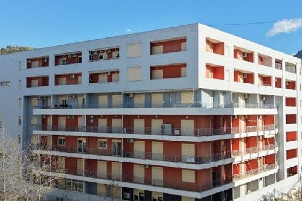 Apartament 1+1 me qera ne Lungo Mare,pas Hanover