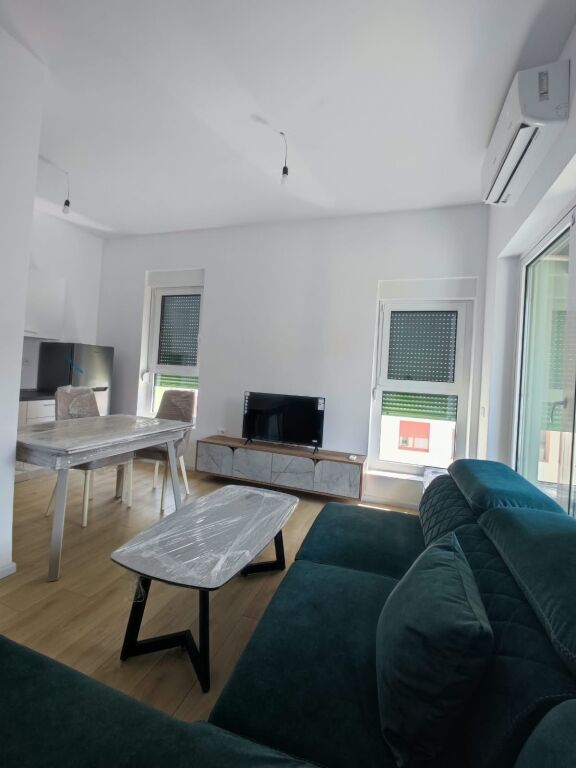 Qera | Apartament 2 + 1 | Ali Demi | 450 €/muaj