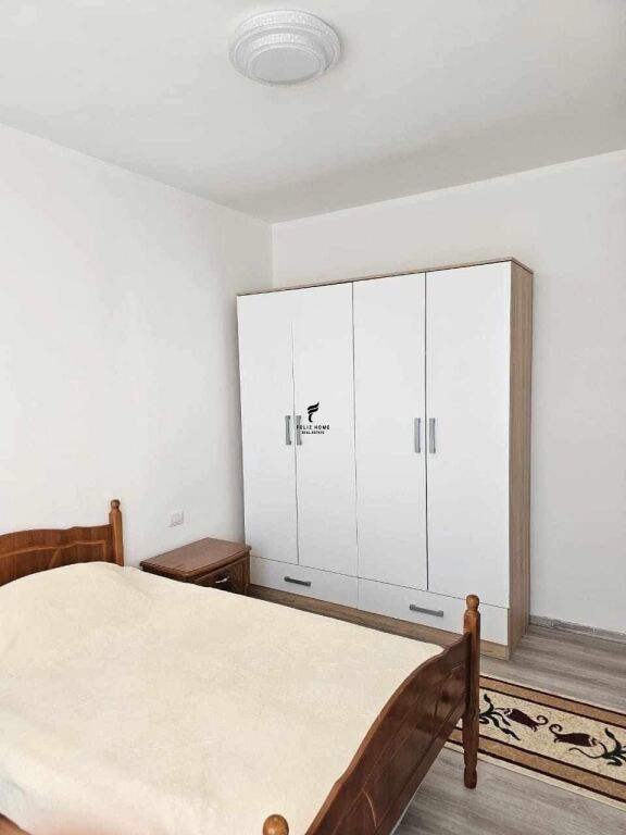 APARTAMENT ME QERA 2+1 RRUGA DRITAN HOXHA 55.000 LEKE FH-89276