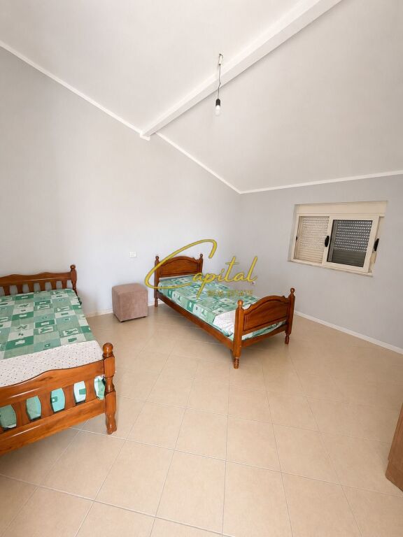 APARTAMENT ME QIRA 2+1 MYSLYM SHYRI 50.000 LEKE