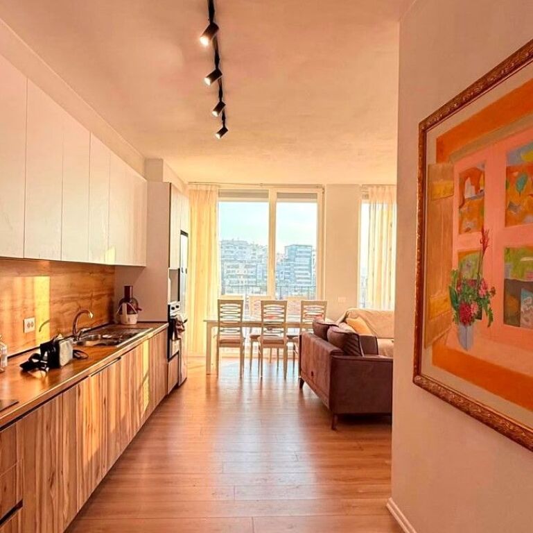 🏡 SHITET APARTAMENT 2+1 | PRANË GJIMNAZIT PARTIZANI ✨