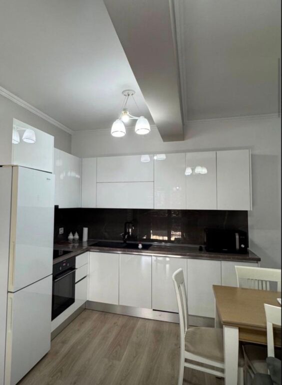 Jepet me qira apartament 1+1 në Brryl!
