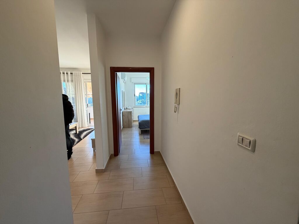 Jepet me qera apartamenti 1+1