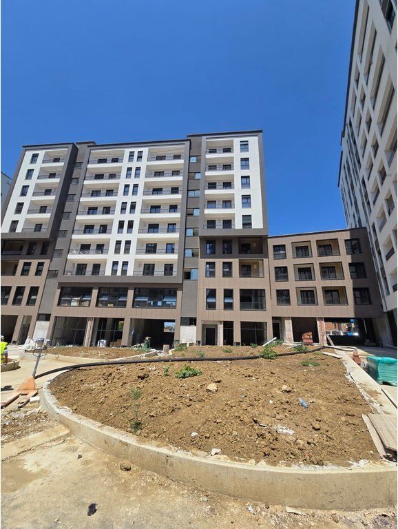 Apartament i Ri 2+1 në Shitje në Kinostudio