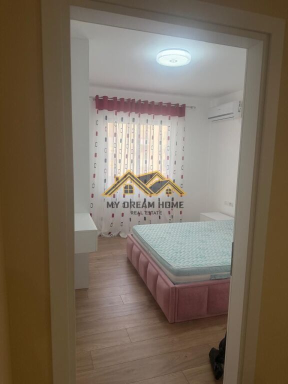 Jepet me qera apartament 2+1, Stacioni i Trenit, Durrës