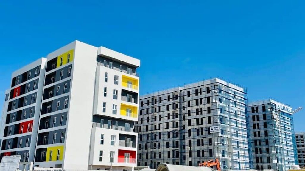 COMMERCIAL SPACE FOR SALE – UNIVERS CITY