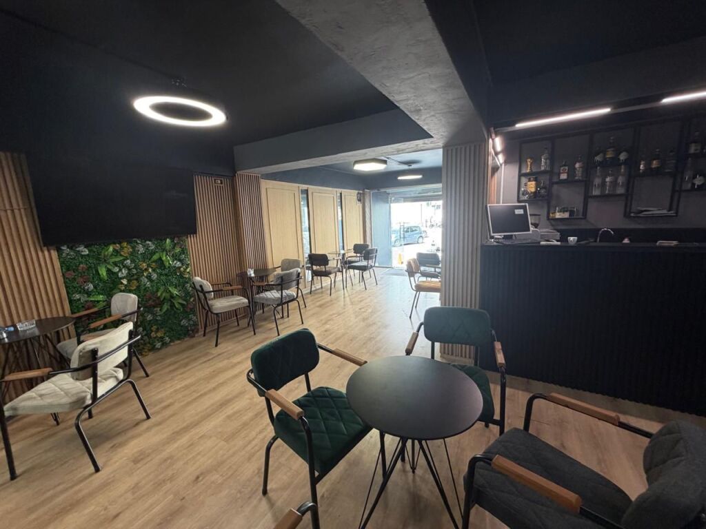 BUSINESS PREMISES FOR RENT NEAR FLAGSHIP CENTER, DURRES