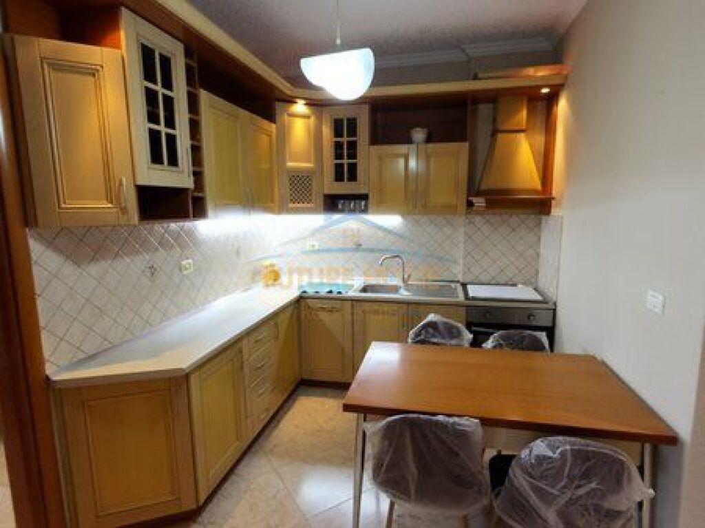 Qera, Apartament 2+1, Rruga e Kosovarëve, Tiranë