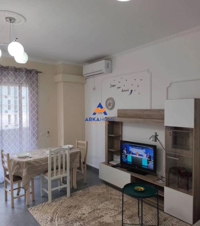 JEPET ME QERA APARTAMENT 1+1+BALLKON "RRUGA NDRE MJEDA, 21 DHJETORI" 60.000 LEKE