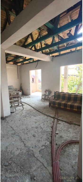 SHITET VILË 2-KATËSHE NË BABRRU 🏡 170,000 € 1,600,000 Lekë