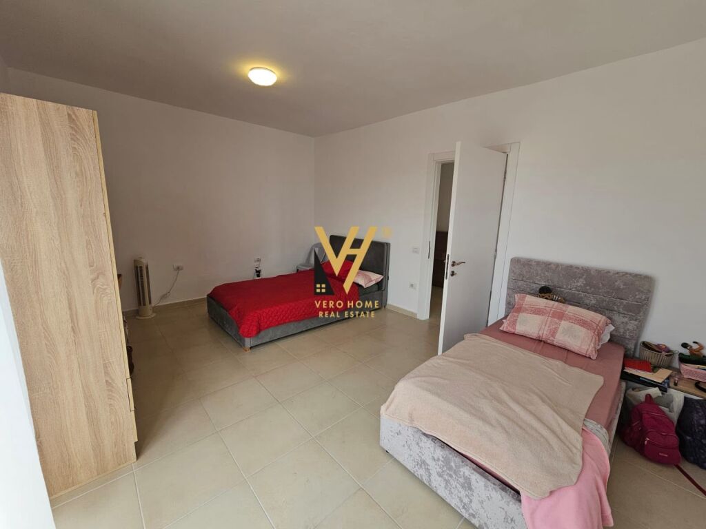 JEPET APARTAMENT 2+1+BLK ME QERA NE MISTO MAME 75.000 LEKE