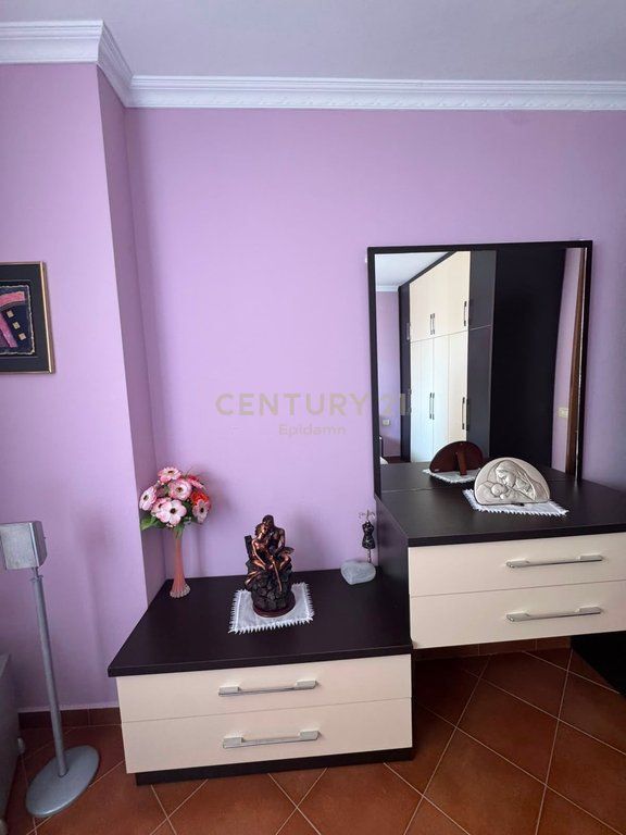 JEPET ME QIRA APARTAMENT 2+1+2 NE VOLLGA ,DURRES !