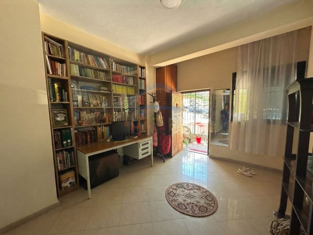 Qera Apartament 2+1, Rruga Elbasanit, Tirane