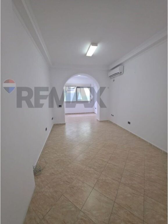 Office for rent in Bllok