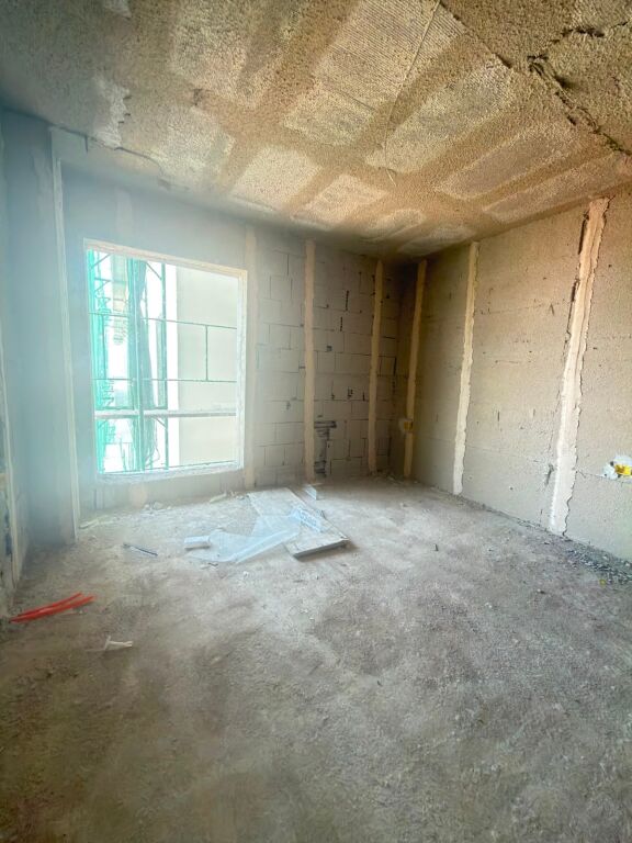 SHITET APARTAMENT 1+1 NË Kamzë pranë( pedonalia Bathore