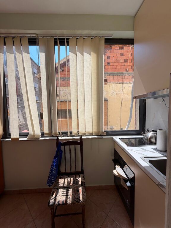Jepet me Qira Apartament 1+1 – Xhamia e Tabakëve